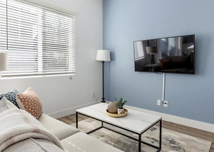 Landing Stylish 2Bd Gym Apartament Phoenix