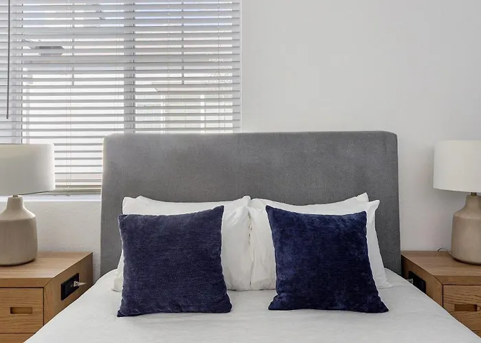Landing Stylish 2Bd Gym Phoenix