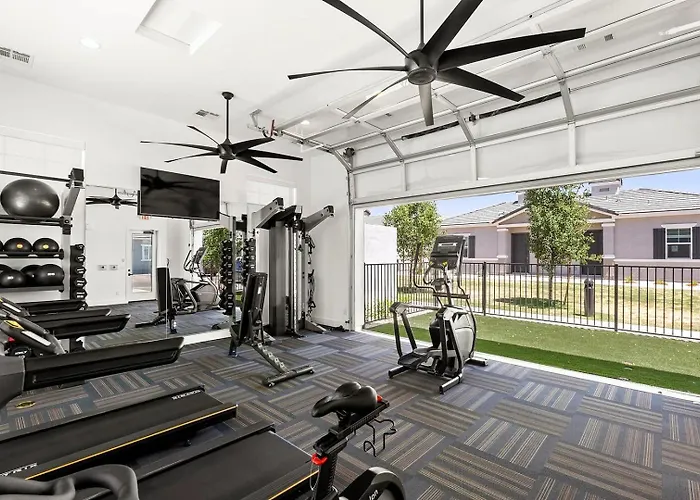 Landing Stylish 2Bd Gym Phoenix