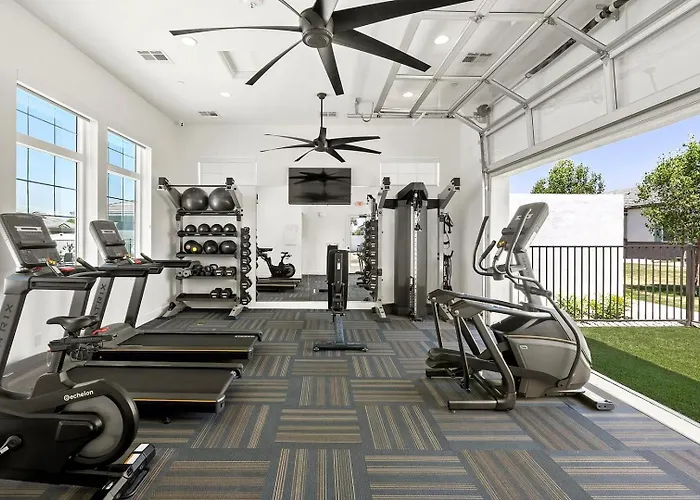 Landing Stylish 2Bd Gym Apartament Phoenix