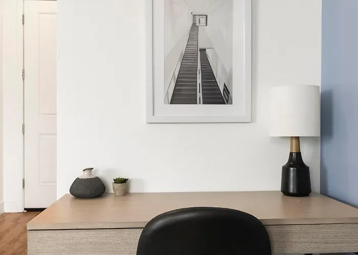 Landing Stylish 2Bd Gym Apartament Phoenix