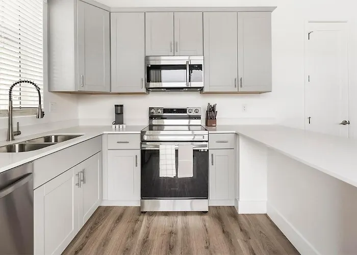 Landing Stylish 2Bd Gym Apartament Phoenix